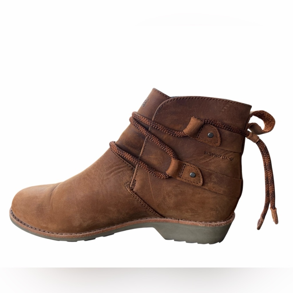 Teva De La Vina Dos Shorty Leather Ankle Bootie Waterproof Size 8 Southwest